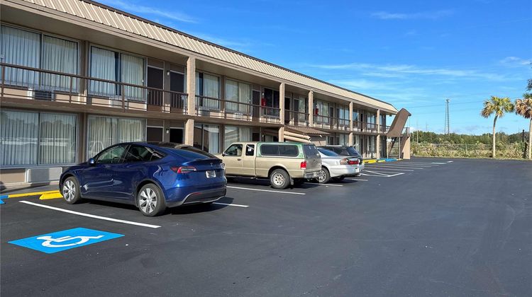 Rodeway Inn Bushnell Exterior