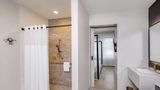 Hotel Fort Des Moines CURIO by Hilton Room