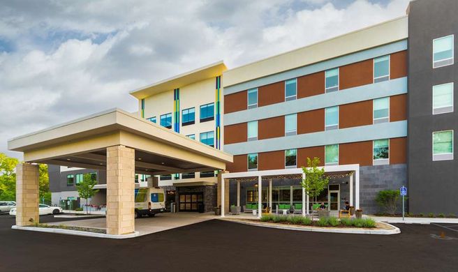 Home2 Suites Minneapolis Mall of America Exterior