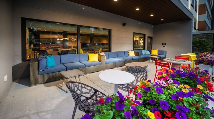 Home2 Suites Minneapolis Mall of America Exterior