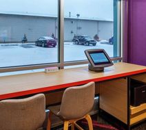 Tru by Hilton Elkhart Lobby
