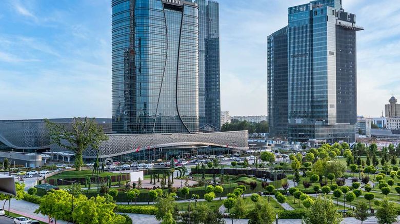 <b>Hilton Tashkent City Exterior</b>. Images powered by <a href="https://iceportal.shijigroup.com/" title="IcePortal" target="_blank">IcePortal</a>.