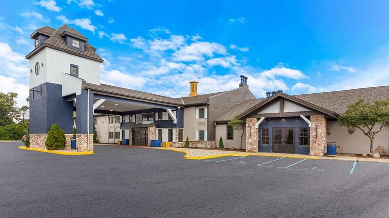 Wingate by Wyndham South Bend Notre Dame Exterior. Images powered by <a href="https://iceportal.shijigroup.com" target="_blank" rel="noopener">Ice Portal</a>.