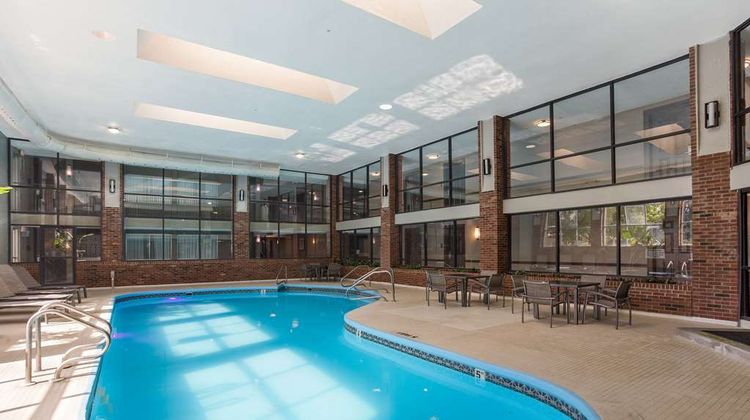 Wingate by Wyndham South Bend Notre Dame Pool