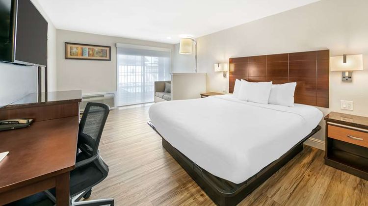 Quality Inn & Suites Sacramento Downtown Room