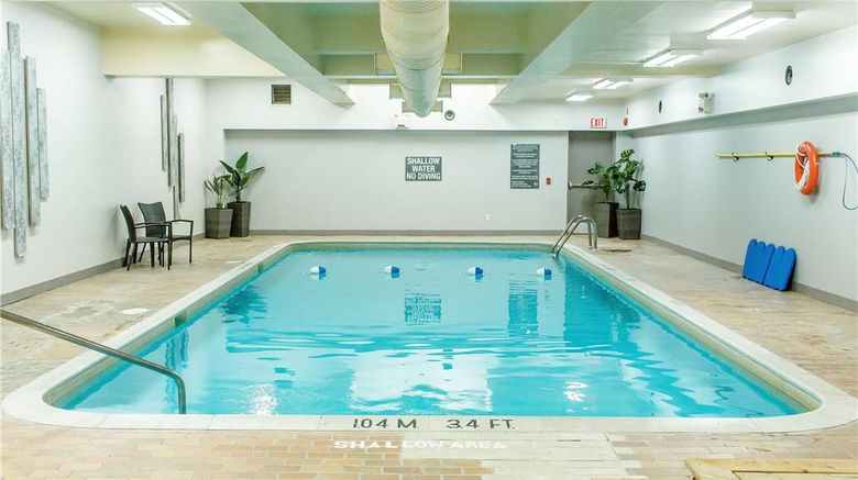<b>Bayview Wildwood Resort Pool</b>. Images powered by <a href="https://iceportal.shijigroup.com/" title="IcePortal" target="_blank">IcePortal</a>.