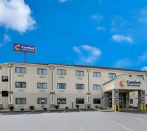 Comfort Inn & Suites Exterior