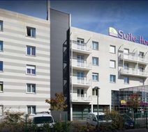 Suite-Home Saran Exterior