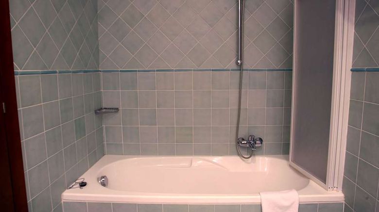 <b>San Rocco Hotel Suite</b>. Images powered by <a href="https://iceportal.shijigroup.com/" title="IcePortal" target="_blank">IcePortal</a>.