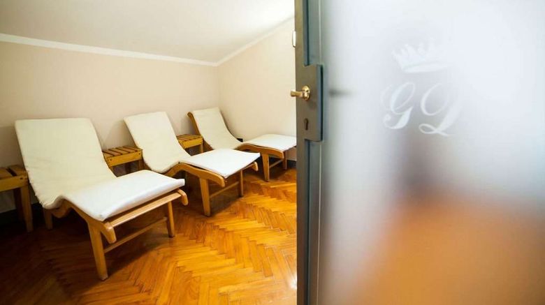 <b>Hotel Gran Duca Spa</b>. Images powered by <a href="https://iceportal.shijigroup.com/" title="IcePortal" target="_blank">IcePortal</a>.