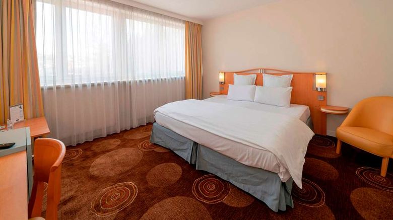 <b>Grand Hotel Filippo, Niederbronn Room</b>. Images powered by <a href="https://iceportal.shijigroup.com/" title="IcePortal" target="_blank">IcePortal</a>.