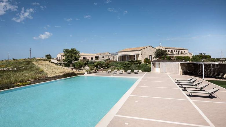 <b>La Dimora di Spartivento, BW Signature Pool</b>. Images powered by <a href="https://iceportal.shijigroup.com/" title="IcePortal" target="_blank">IcePortal</a>.