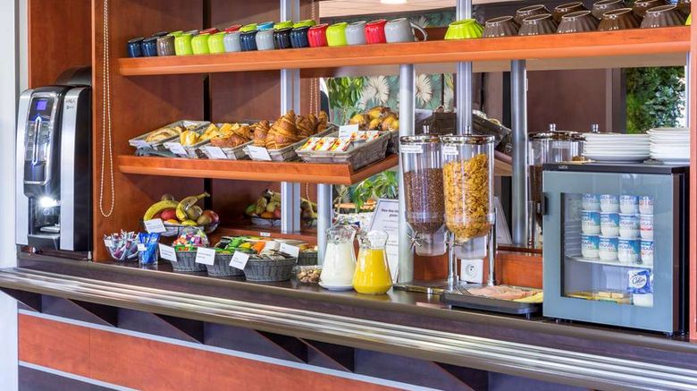 <b>Sure Hotel by Best Western Restaurant</b>. Images powered by <a href="https://iceportal.shijigroup.com/" title="IcePortal" target="_blank">IcePortal</a>.