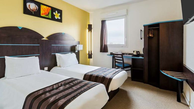 <b>Sure Hotel by Best Western Room</b>. Images powered by <a href="https://iceportal.shijigroup.com/" title="IcePortal" target="_blank">IcePortal</a>.