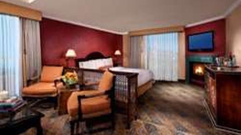 <b>Petit Ermitage Hotel Suite</b>. Images powered by <a href="https://iceportal.shijigroup.com/" title="IcePortal" target="_blank">IcePortal</a>.