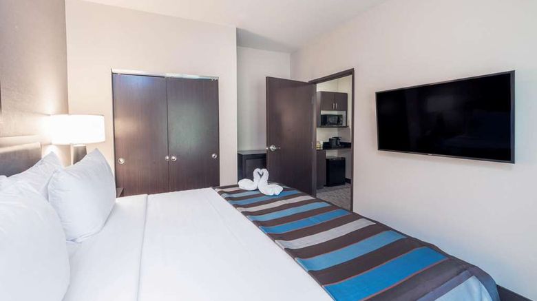 <b>Wingate by Wyndham Moab Suite</b>. Images powered by <a href="https://iceportal.shijigroup.com/" title="IcePortal" target="_blank">IcePortal</a>.