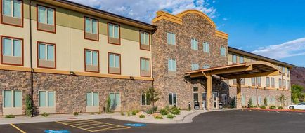 Wingate by Wyndham Moab Exterior