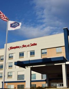 Hampton Inn & Suites Liberty Township