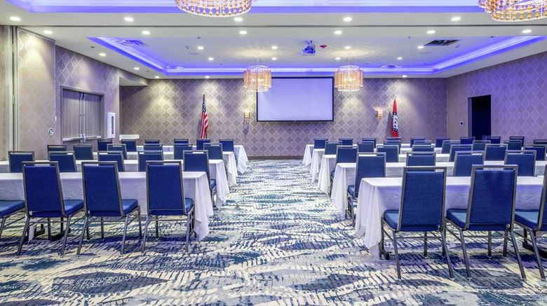 <b>DoubleTree by Hilton Hot Springs Meeting</b>. Images powered by <a href="https://iceportal.shijigroup.com/" title="IcePortal" target="_blank">IcePortal</a>.