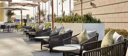 Hilton Garden Inn Kuwait Exterior