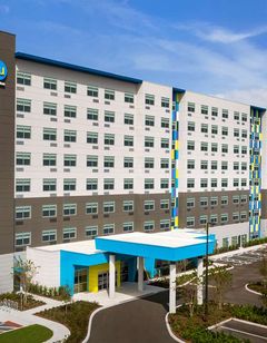 Tru by Hilton Orlando Convention Center
