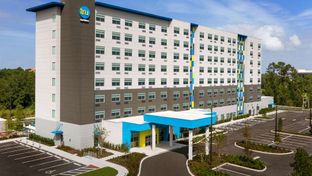 Tru by Hilton Orlando Convention Center