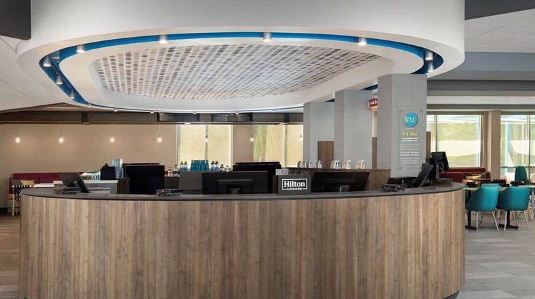 <b>Tru by Hilton Orlando Convention Center Lobby</b>. Images powered by <a href="https://iceportal.shijigroup.com/" title="IcePortal" target="_blank">IcePortal</a>.
