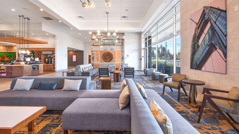 <b>Hilton Garden Inn Fremont Milpitas Lobby</b>. Images powered by <a href="https://iceportal.shijigroup.com/" title="IcePortal" target="_blank">IcePortal</a>.