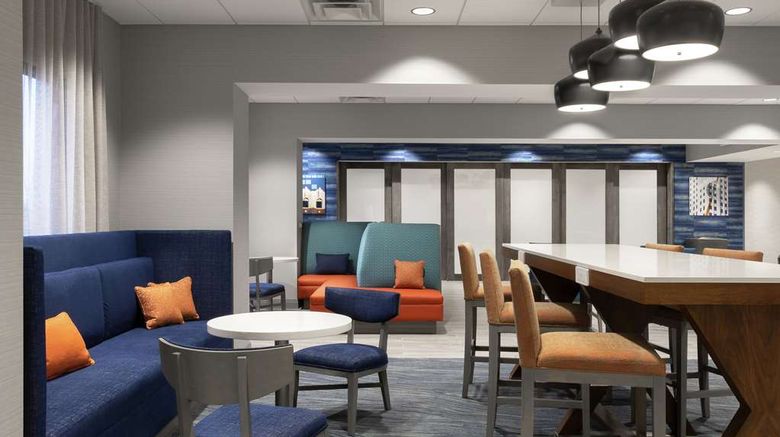 <b>Hampton Inn O'Fallon Lobby</b>. Images powered by <a href="https://iceportal.shijigroup.com/" title="IcePortal" target="_blank">IcePortal</a>.