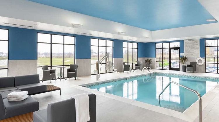 Hampton Inn O'Fallon Pool