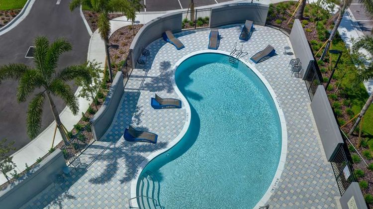Hampton Inn & Suites Riverview Brandon Pool