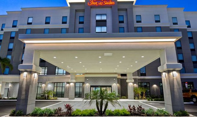 Hampton Inn & Suites Riverview Brandon Exterior