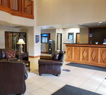 Wingate By Wyndham Coon Rapids Lobby