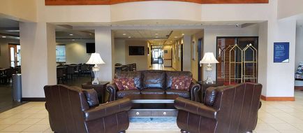 Wingate By Wyndham Coon Rapids Lobby
