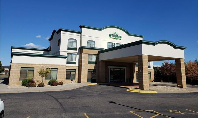 Wingate By Wyndham Coon Rapids Exterior