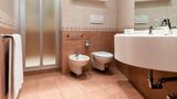 <b>Hotel King Room</b>. Images powered by <a href="https://iceportal.shijigroup.com/" title="IcePortal" target="_blank">IcePortal</a>.