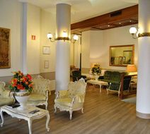 Hotel King Lobby