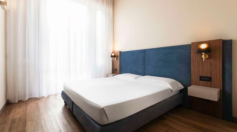 <b>Mokinba Hotel Montebianco Room</b>. Images powered by <a href="https://iceportal.shijigroup.com/" title="IcePortal" target="_blank">IcePortal</a>.
