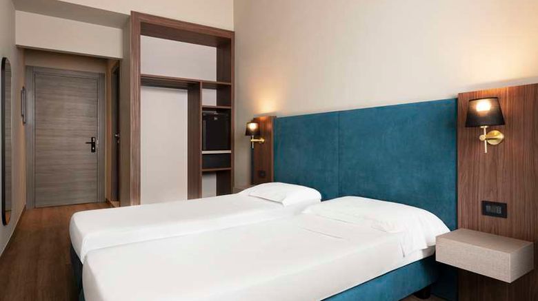 <b>Mokinba Hotel Montebianco Room</b>. Images powered by <a href="https://iceportal.shijigroup.com/" title="IcePortal" target="_blank">IcePortal</a>.
