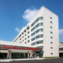 Ramada by Wyndham Slender West Lake