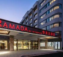 Ramada by Wyndham Slender West Lake Exterior