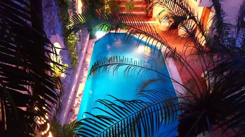 <b>Acanto Hotel, Trademark Collection Pool</b>. Images powered by <a href="https://iceportal.shijigroup.com/" title="IcePortal" target="_blank">IcePortal</a>.