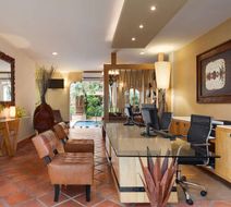 Acanto Hotel, Trademark Collection Lobby