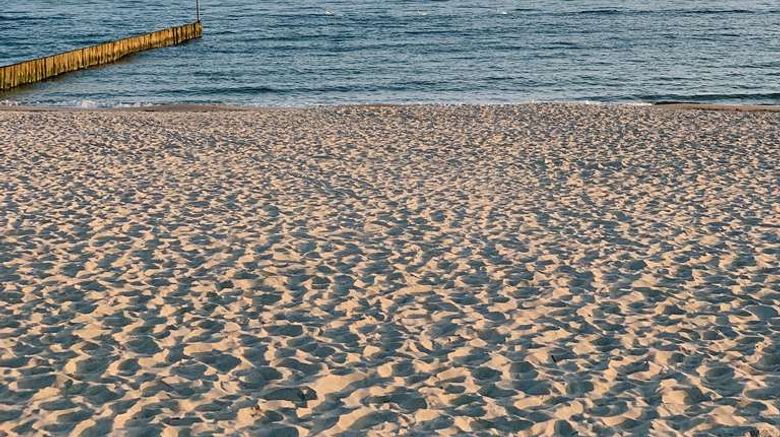 <b>Radisson Resort Kolobrzeg Beach</b>. Images powered by <a href="https://iceportal.shijigroup.com/" title="IcePortal" target="_blank">IcePortal</a>.