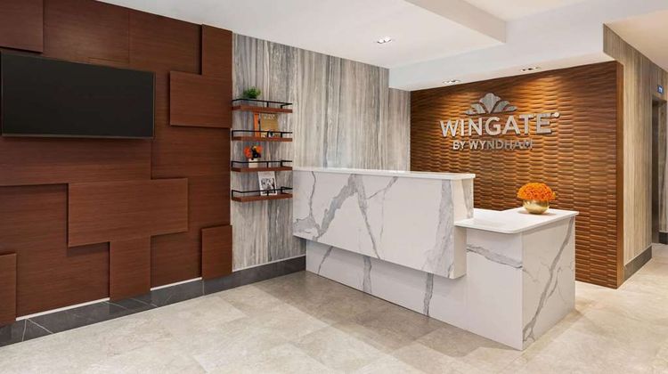 Wingate by Wyndham Midtown South/5th Ave Lobby