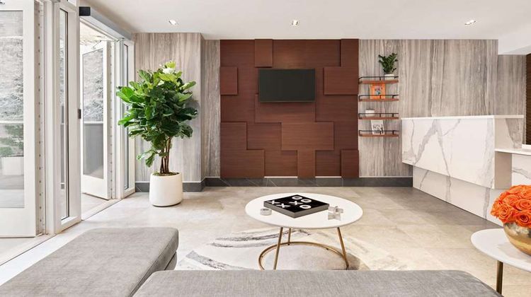 Wingate by Wyndham Midtown South/5th Ave Lobby
