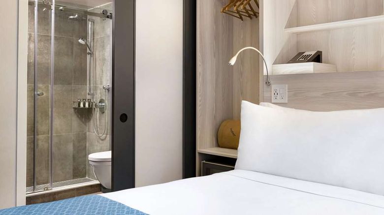 <b>Wingate by Wyndham Midtown South/5th Ave Room</b>. Images powered by <a href="https://iceportal.shijigroup.com/" title="IcePortal" target="_blank">IcePortal</a>.