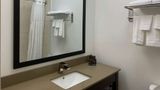 Wingate by Wyndham JFK Apt/Far Rockaway Room
