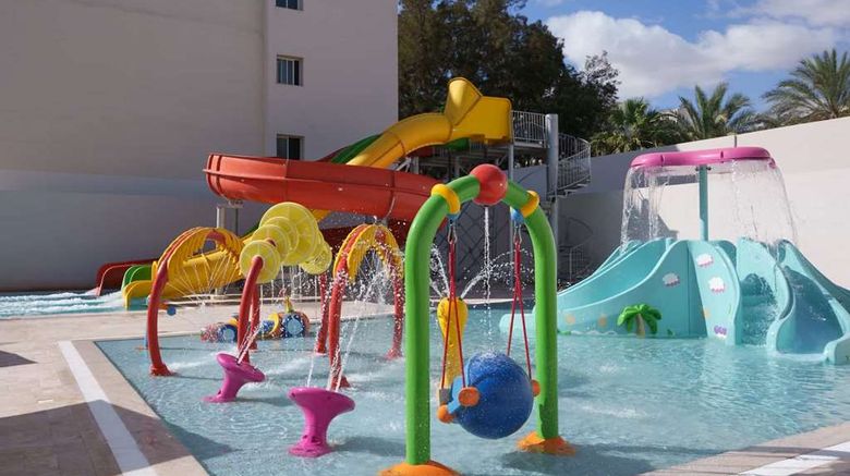 <b>Jaz Tour Khalef Pool</b>. Images powered by <a href="https://iceportal.shijigroup.com/" title="IcePortal" target="_blank">IcePortal</a>.