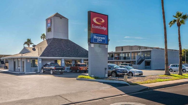 <b>Rodeway Inn Exterior</b>. Images powered by <a href="https://iceportal.shijigroup.com/" title="IcePortal" target="_blank">IcePortal</a>.